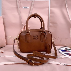 미우미우 5BB123 여자가방