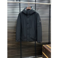 프라다 남자 패딩