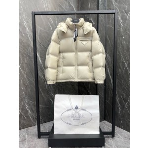 프라다 남자 패딩