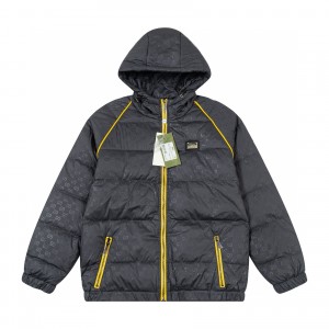 구찌 남자 패딩