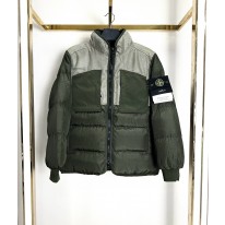 스톤아일랜드 남자 패딩