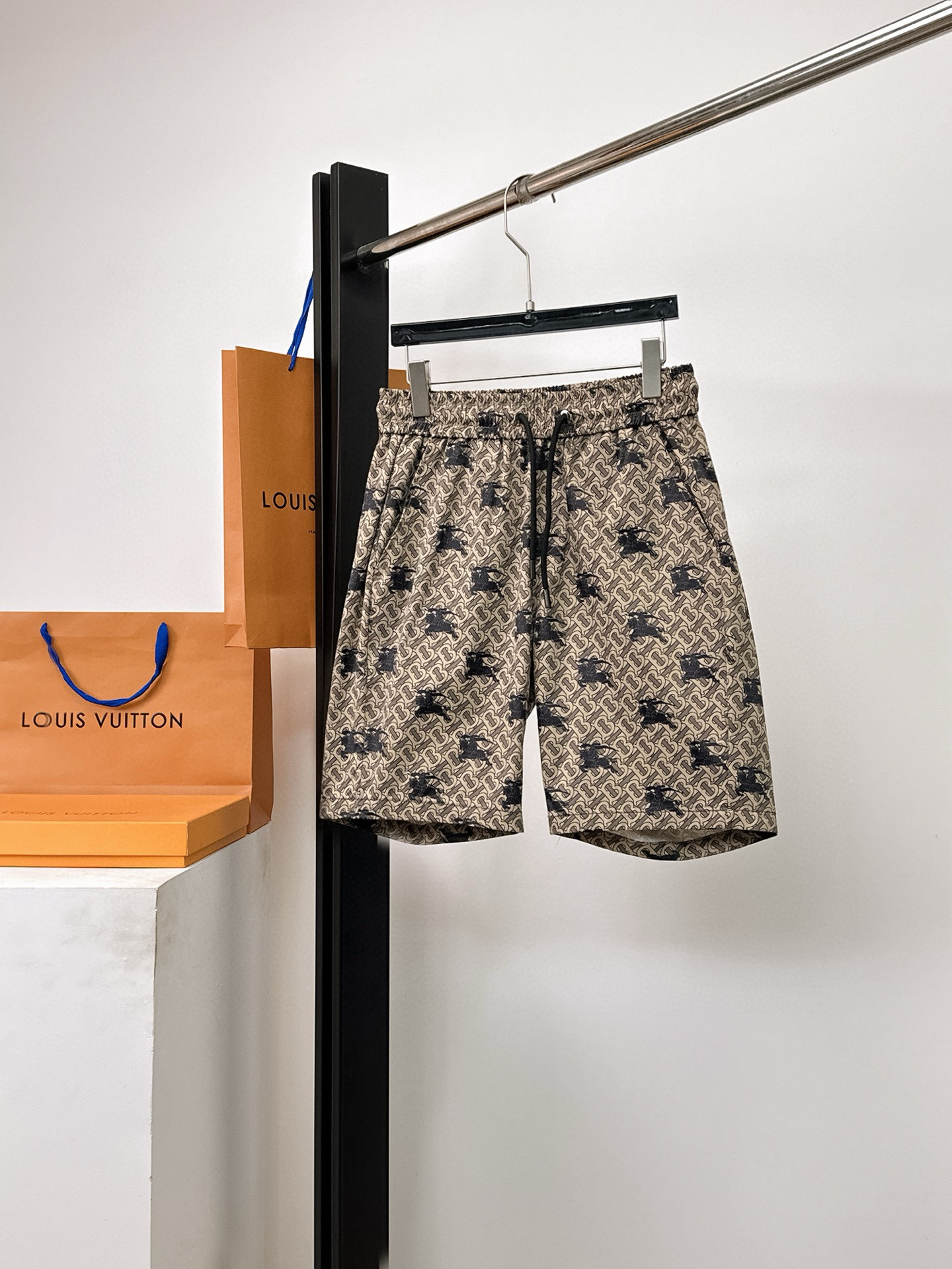 버버리 남자 반바지