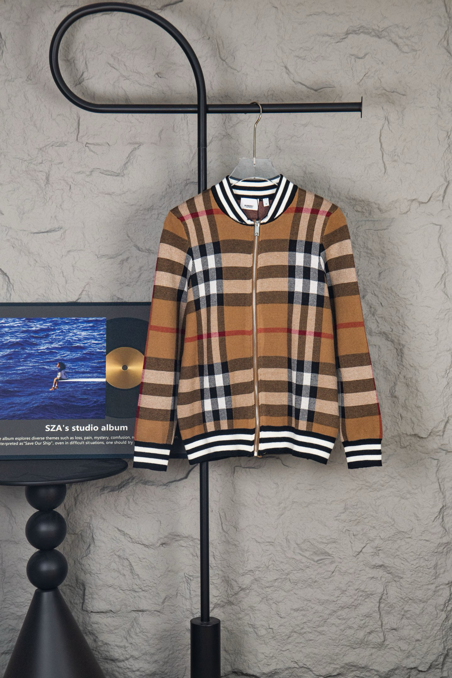 버버리 남자 가디건