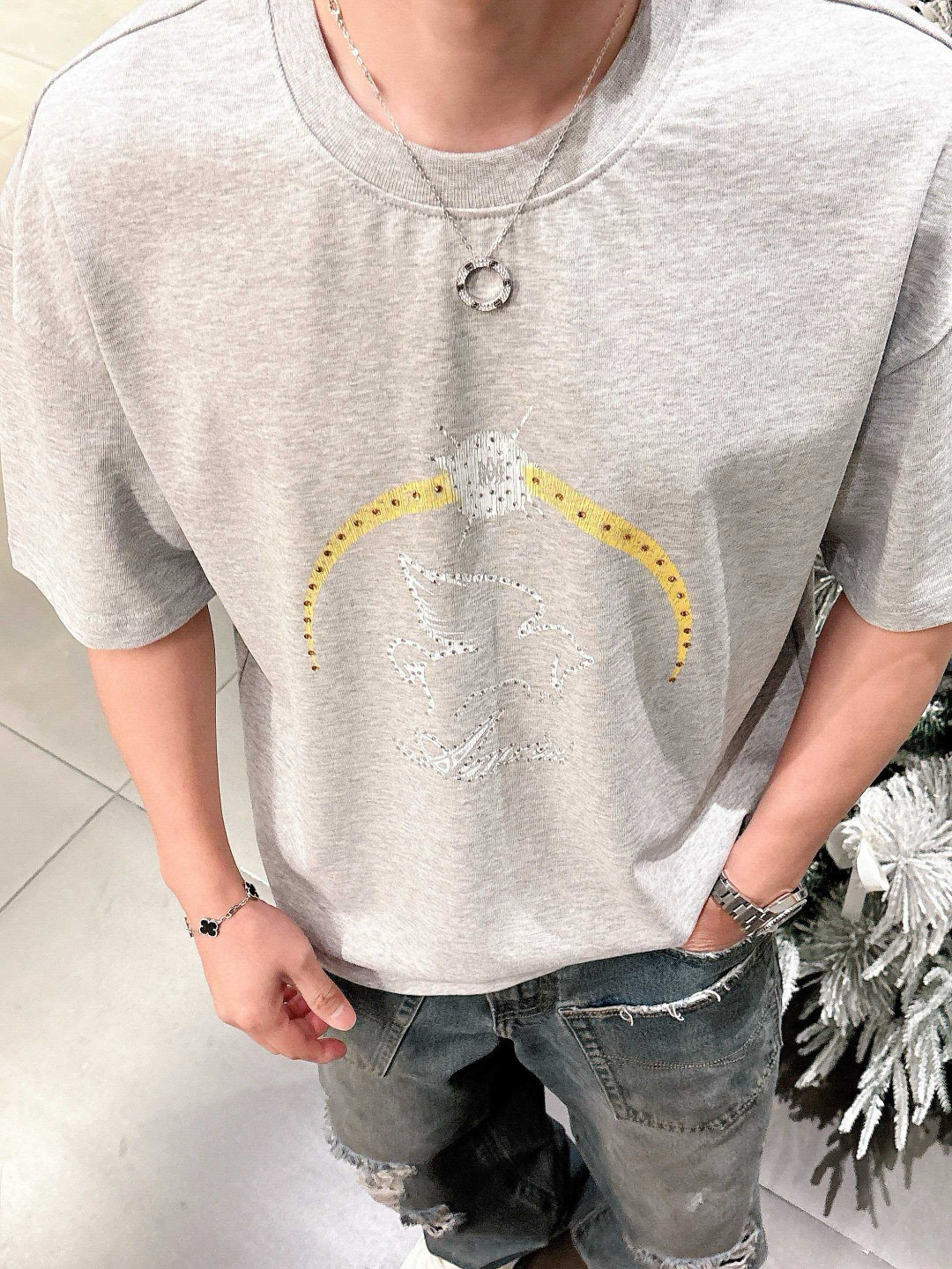 아미 아미리 남자 반팔티