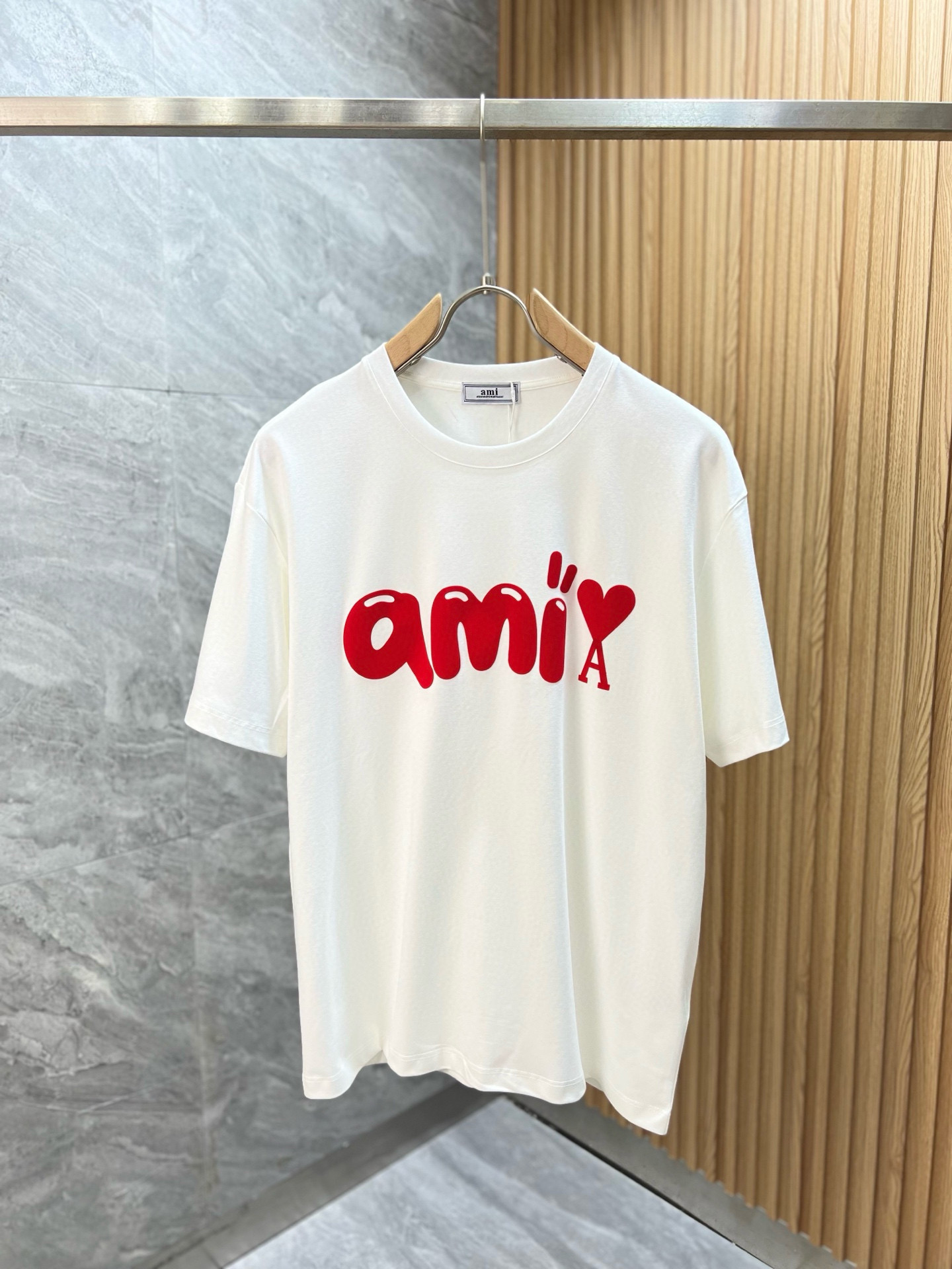 아미 아미리 남자 반팔티