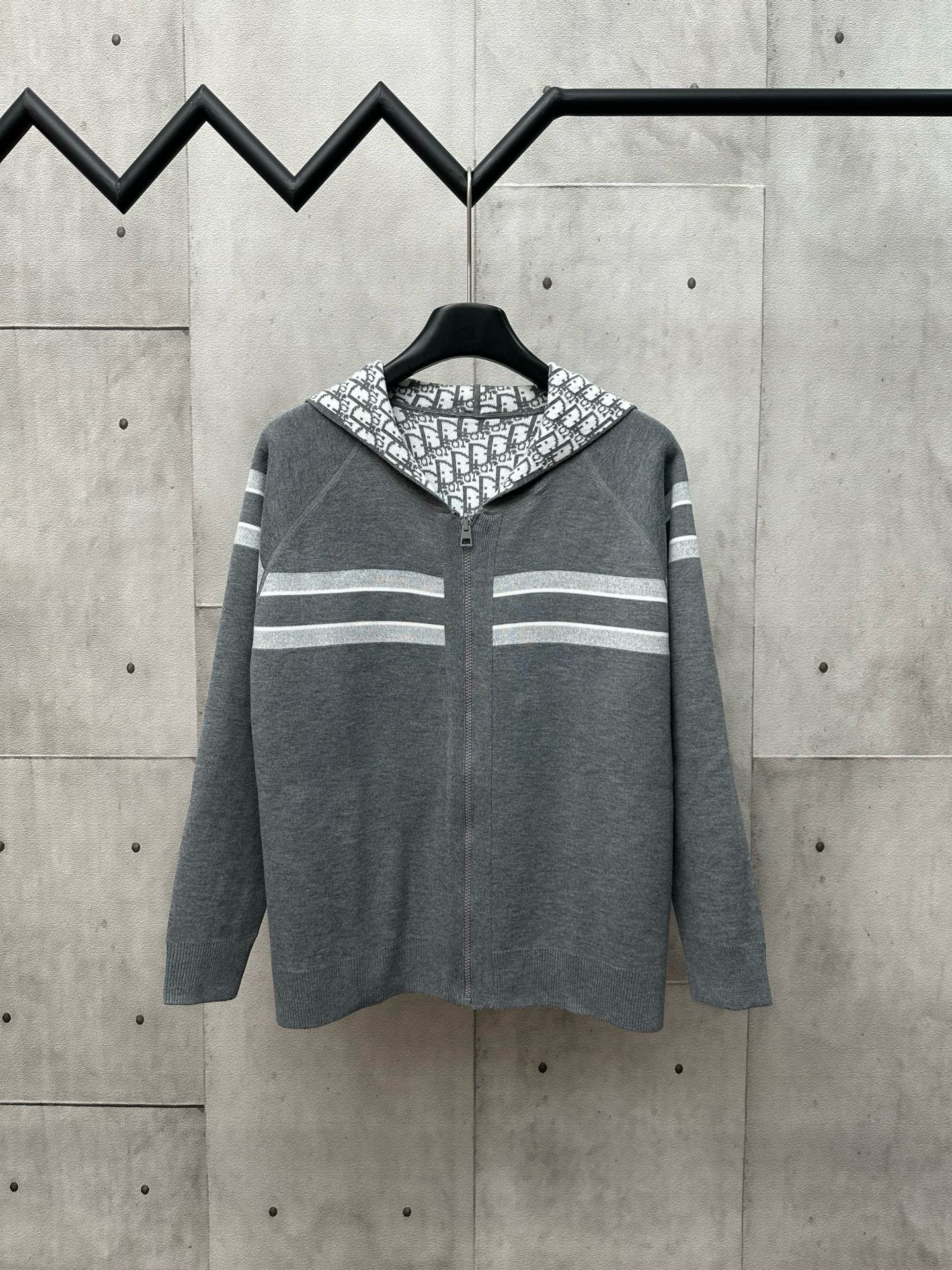 디올  남자 가디건