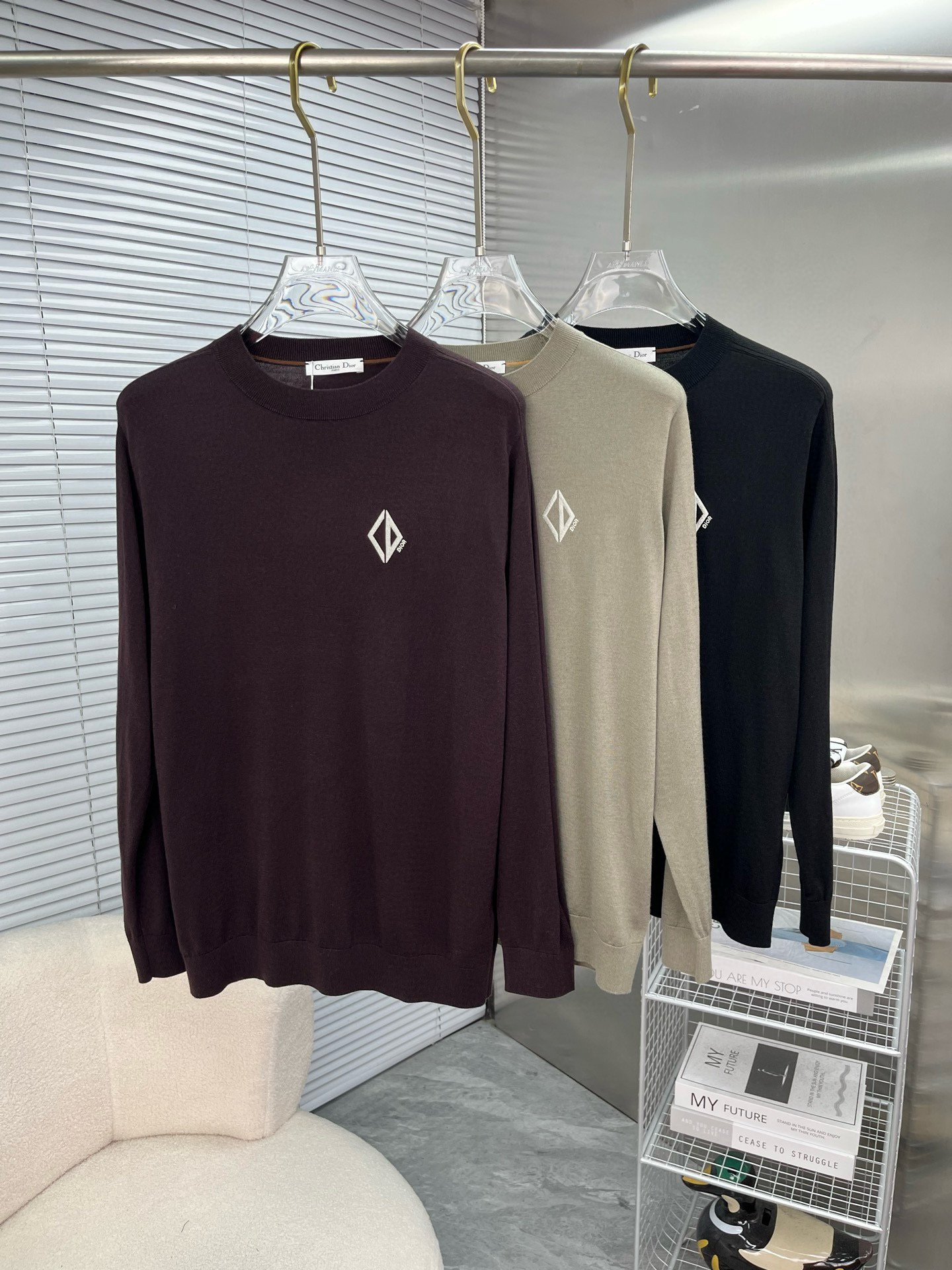 디올 3컬러 남자 니트