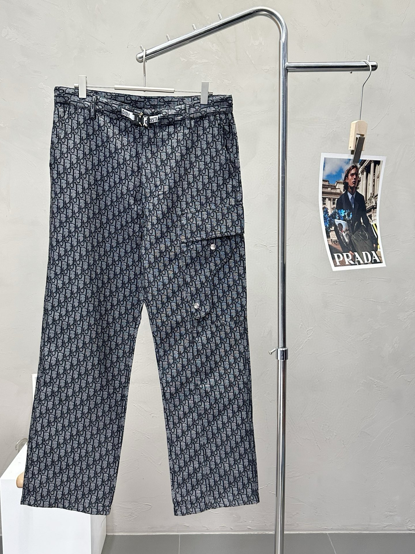 디올 남자 바지