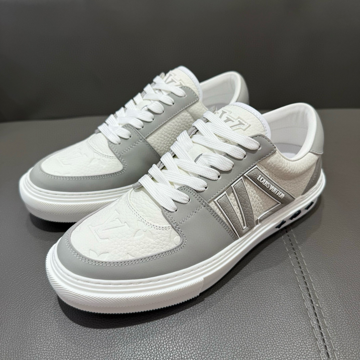 루이비통 남자 신발 운동화 스니커즈