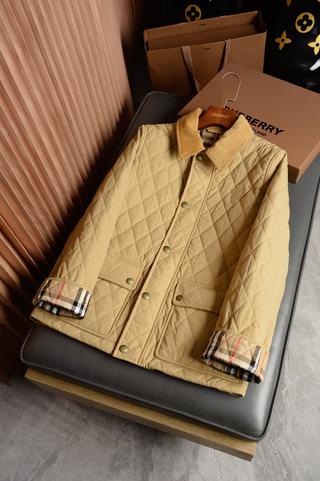 버버리 여자 자켓