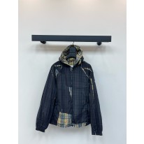 버버리 여자 자켓