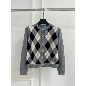 프라다 여자 가디건