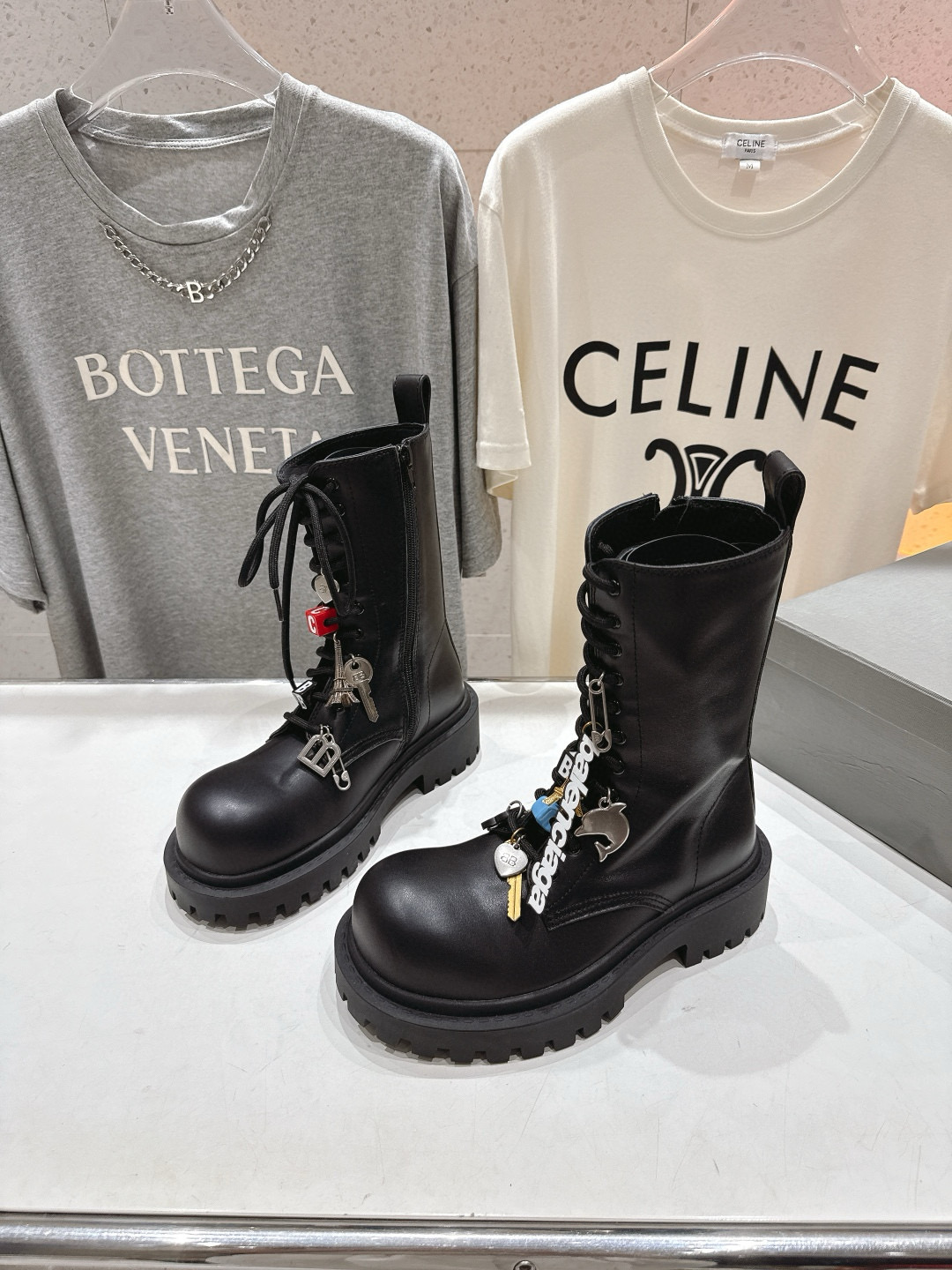 발렌시아가 여자 부츠