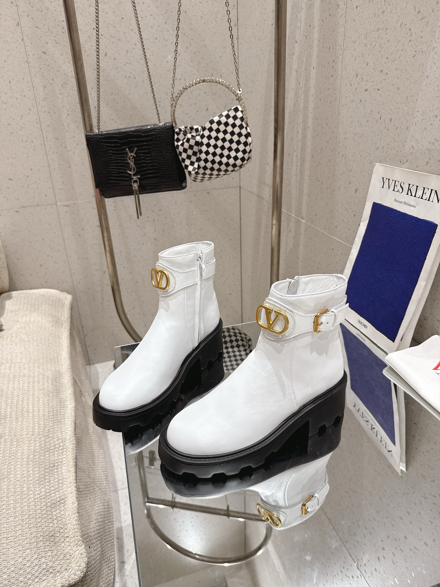 발렌티노 5.5CM 여자 부츠