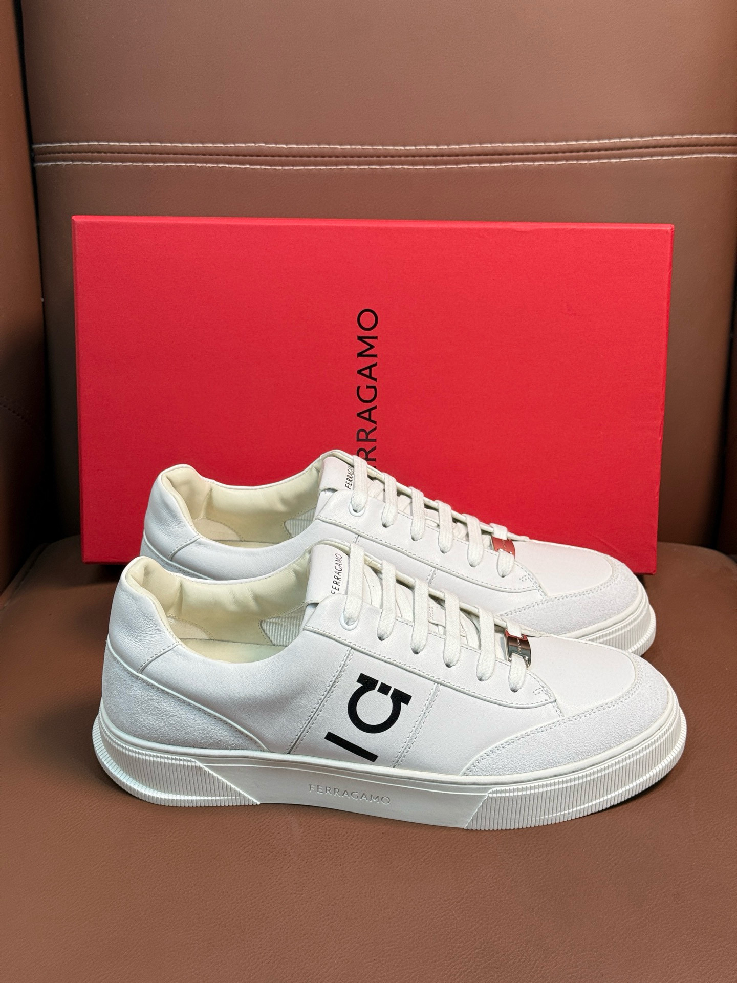 살바토레 페라가모 남자 신발 운동화 스니커즈