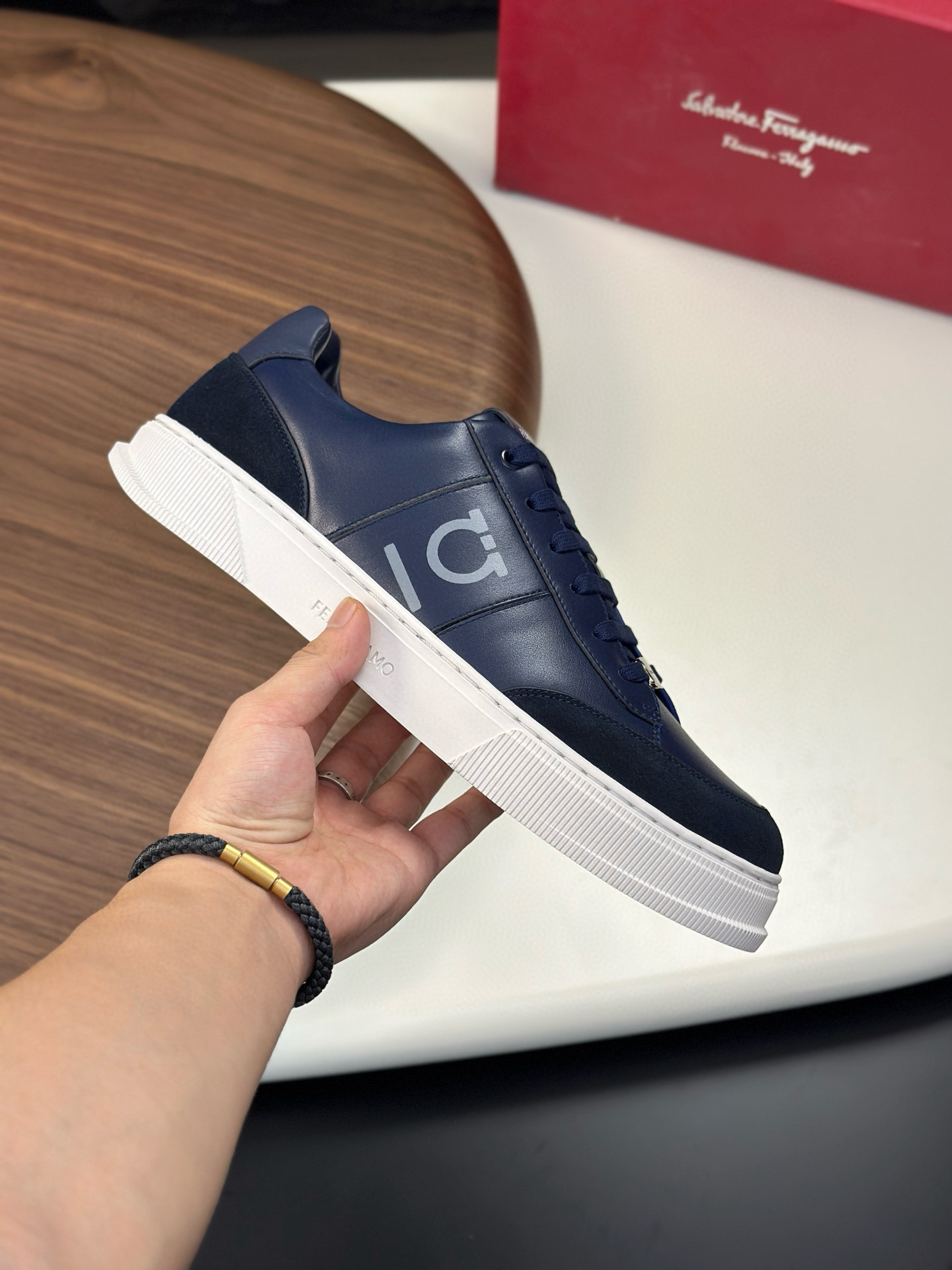 살바토레 페라가모 남자 신발 운동화 스니커즈