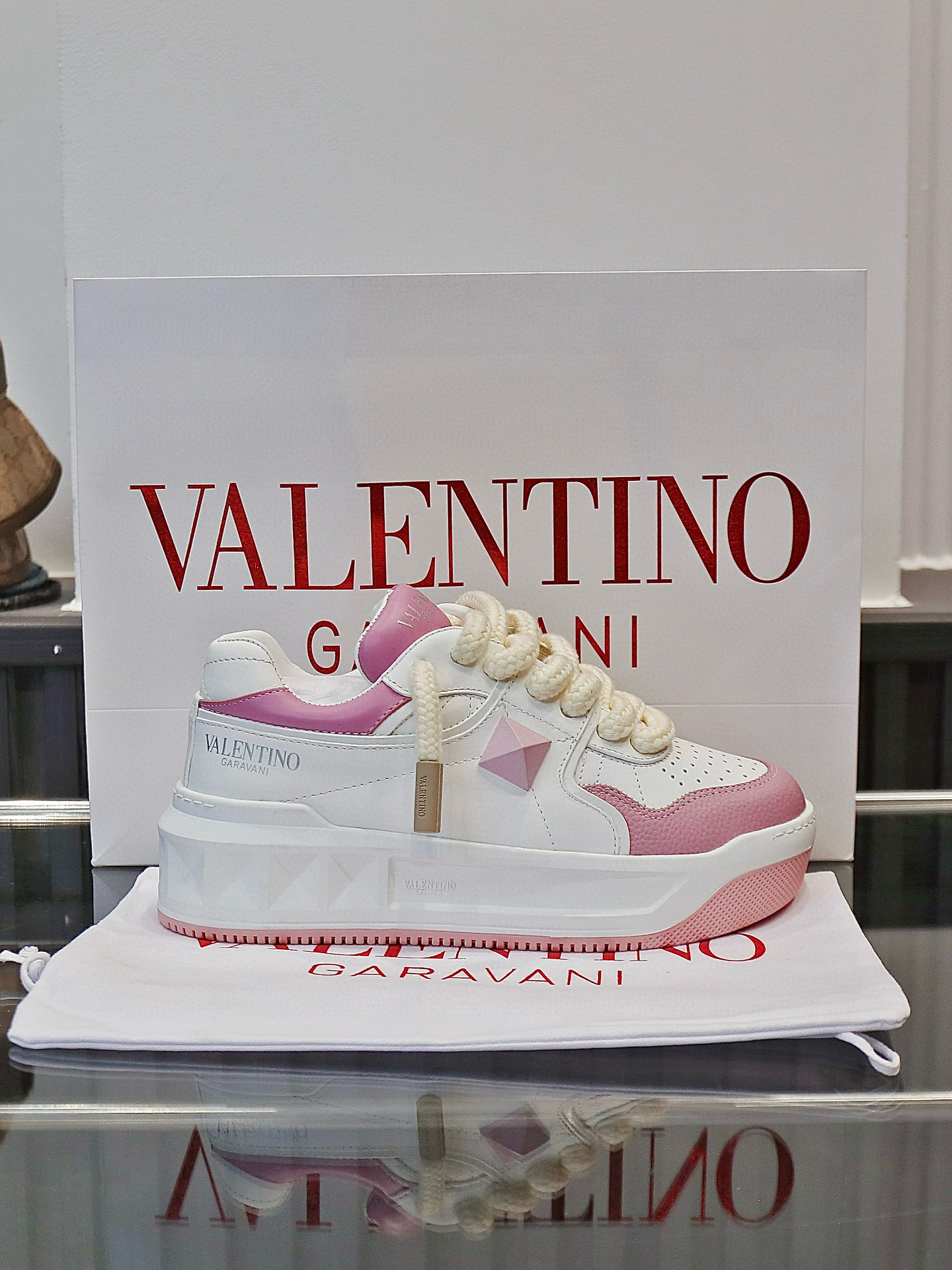 발렌티노 남녀공용 신발 운동화 스니커즈