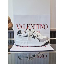 발렌티노 남녀공용 신발 운동화 스니커즈