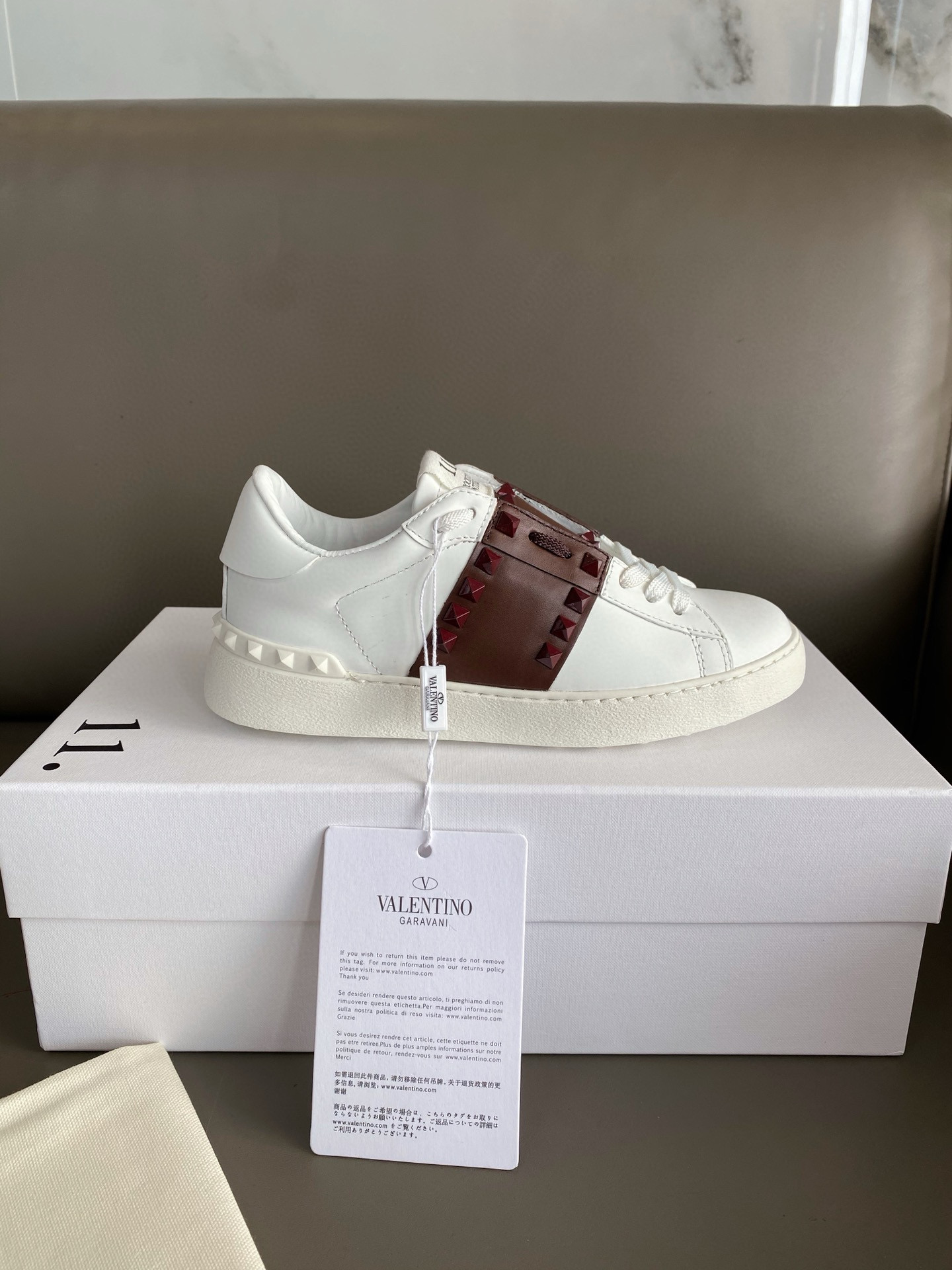 발렌티노 남녀공용 신발 운동화 스니커즈