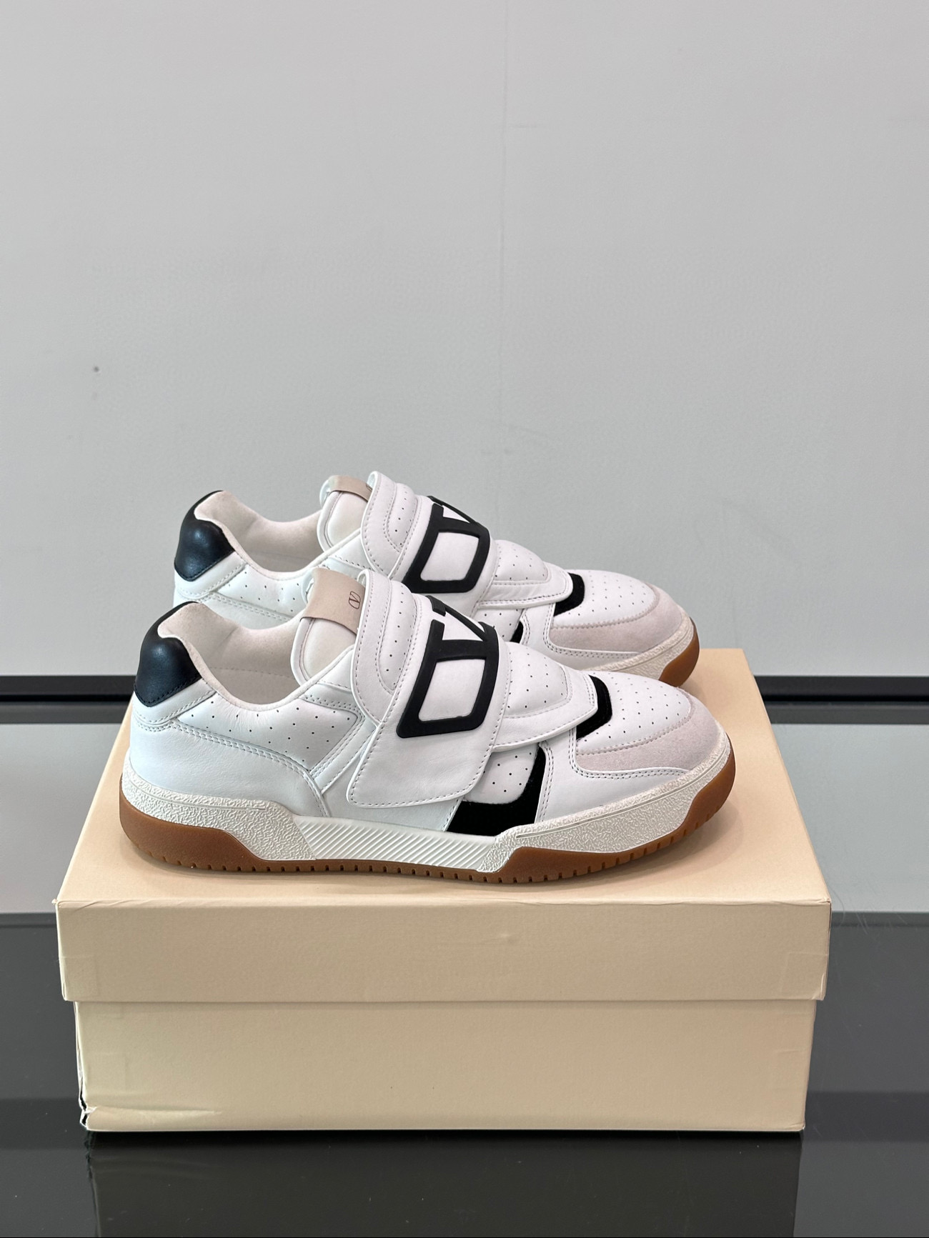 발렌티노 남녀공용 신발 운동화 스니커즈