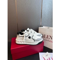 발렌티노 남녀공용 신발 운동화 스니커즈