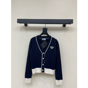 프라다 2컬러 여자 가디건