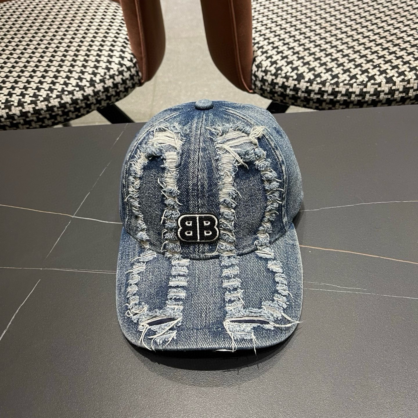 발렌시아가 모자